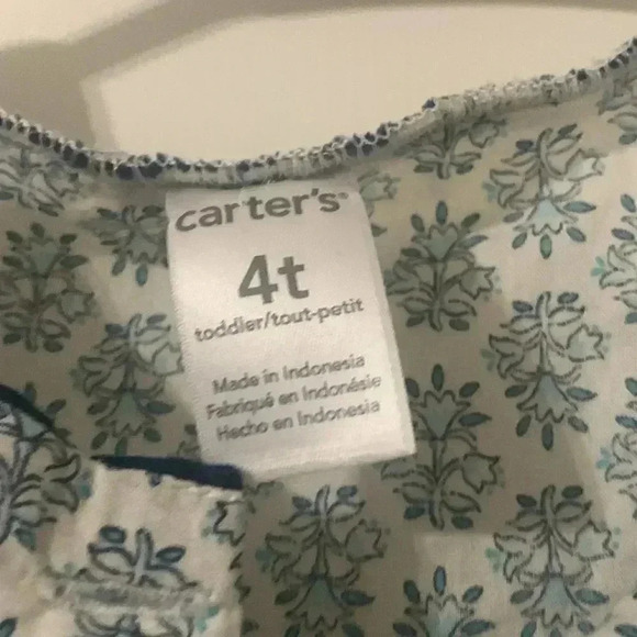 Carter’s Kid’s Top Size 4T  - Picture 5 of 6